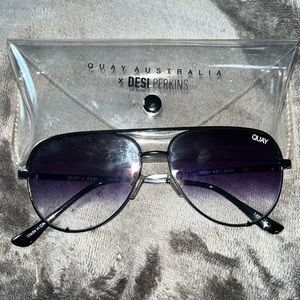 QUAY Sunglasses